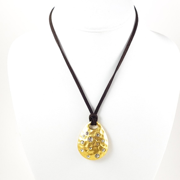 Lia Sophia Jewelry - Lia Sophia Pendant Necklace Gold Tone